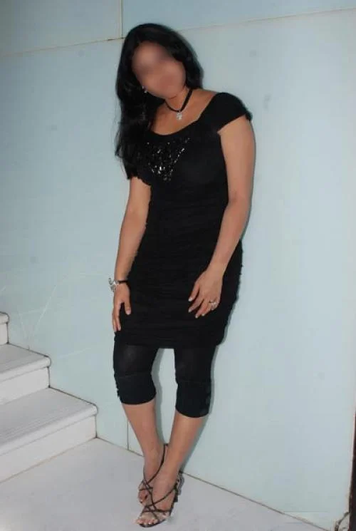 Call Girls Chinhat