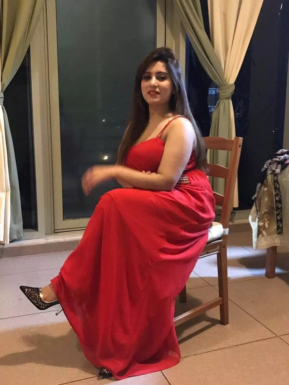 Escort Service in Chinhat